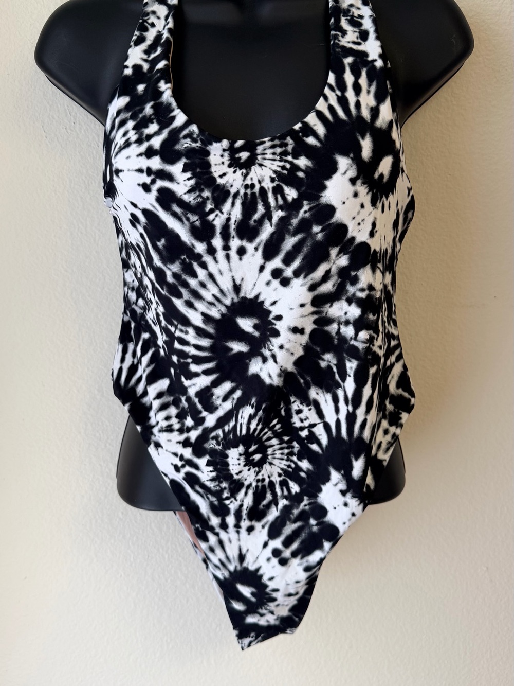 Dolce Vita Black & White Tie-Dye One-Piece Swimsuit
